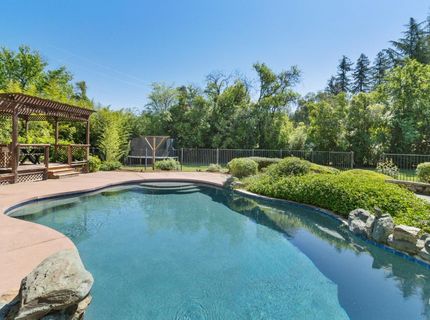 3410 W Country Club Ln, Sacramento, CA 95821 Photo