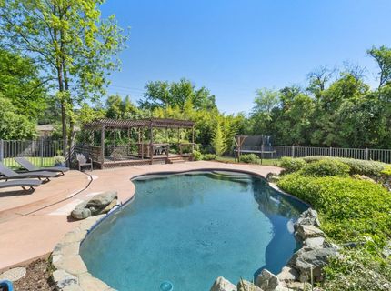 3410 W Country Club Ln, Sacramento, CA 95821 Photo