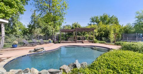 3410 W Country Club Ln, Sacramento, CA 95821 Photo