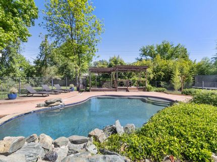 3410 W Country Club Ln, Sacramento, CA 95821 Photo