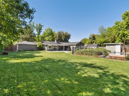 3410 W Country Club Ln, Sacramento, CA 95821 Photo