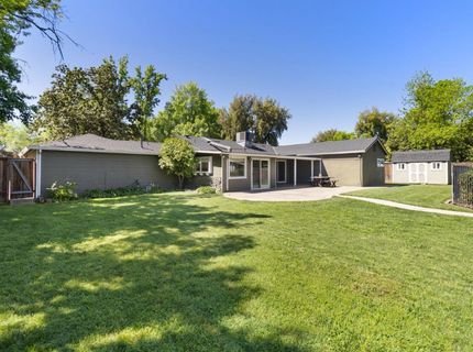 3410 W Country Club Ln, Sacramento, CA 95821 Photo
