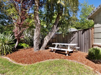 3410 W Country Club Ln, Sacramento, CA 95821 Photo