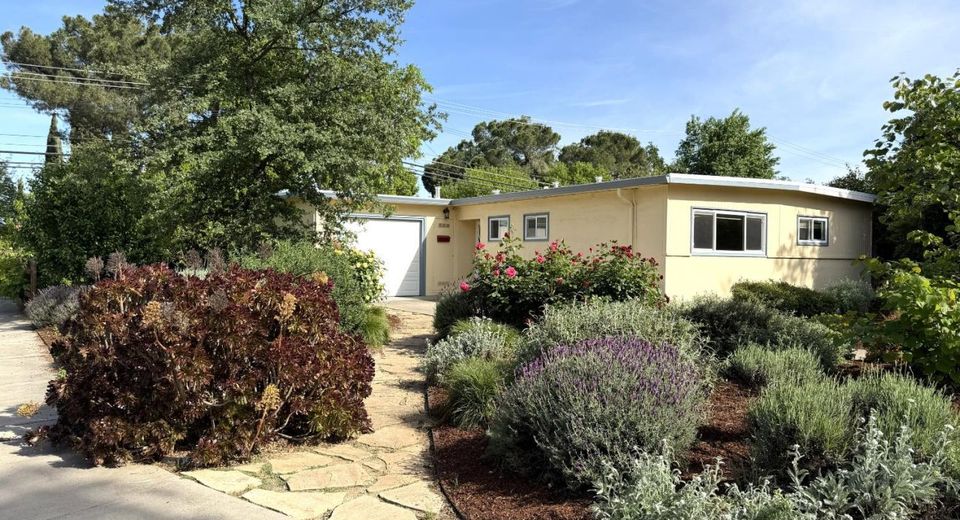 938 Snyder, Davis, CA 95616 Photo