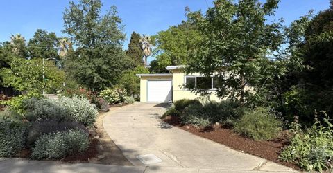 938 Snyder, Davis, CA 95616 Photo