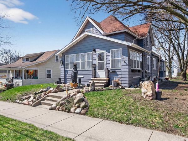 610 Chester Street, Jackson, MI 49203