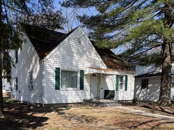 520 S Holmes, Lansing, MI 48912