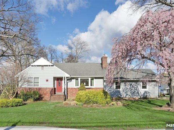 223 Linda Vista Avenue, NORTH HALEDON, NJ 07508