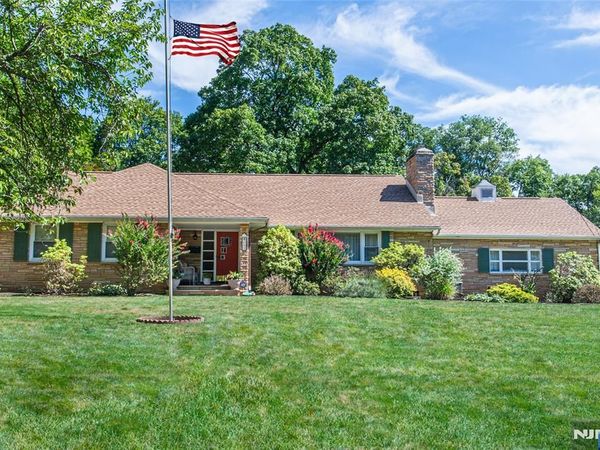 685 Blanch Avenue, NORWOOD, NJ 07648