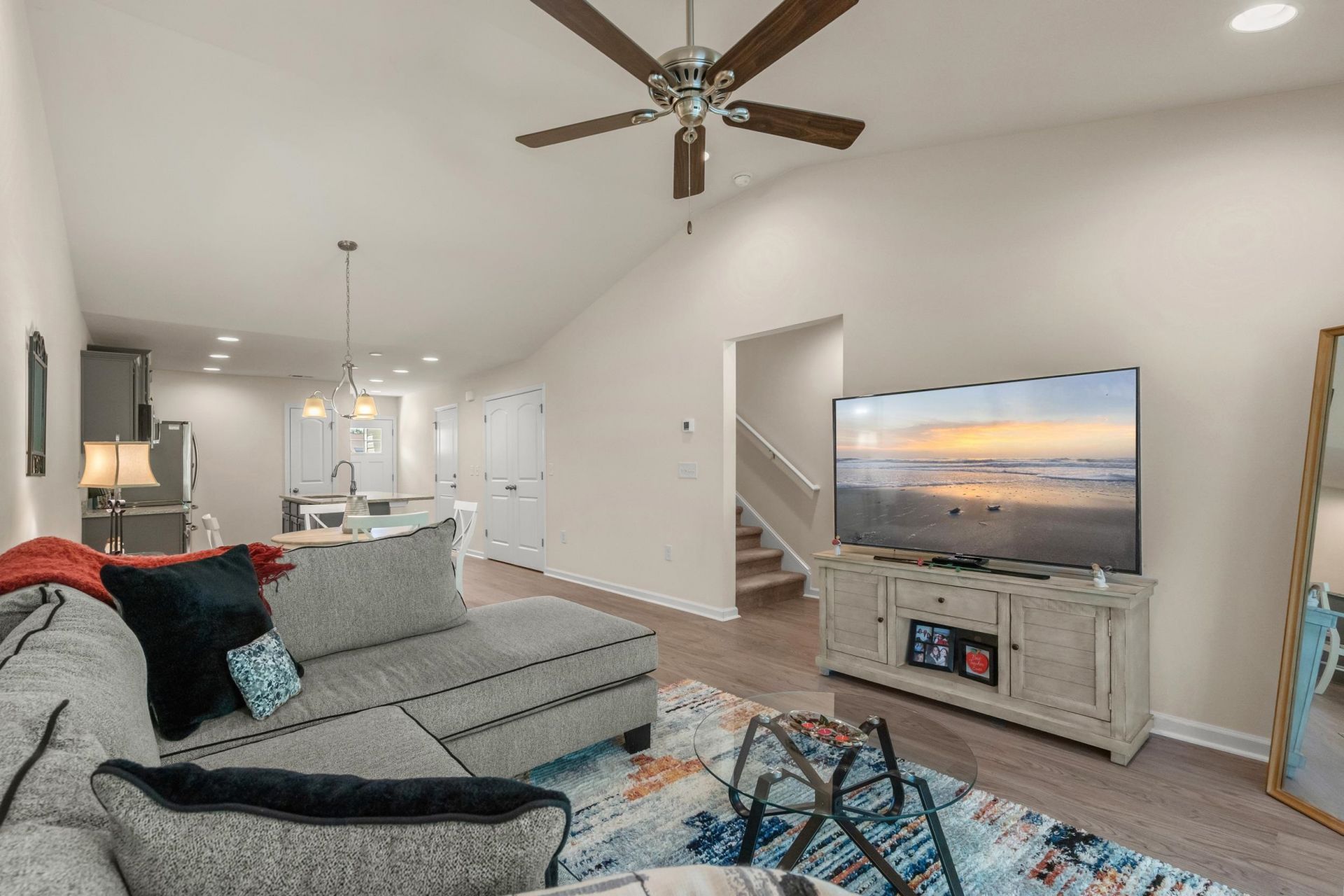 124 Machrie Loop Photo 18