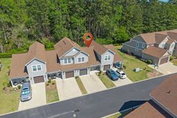 124 Machrie Loop photo 4