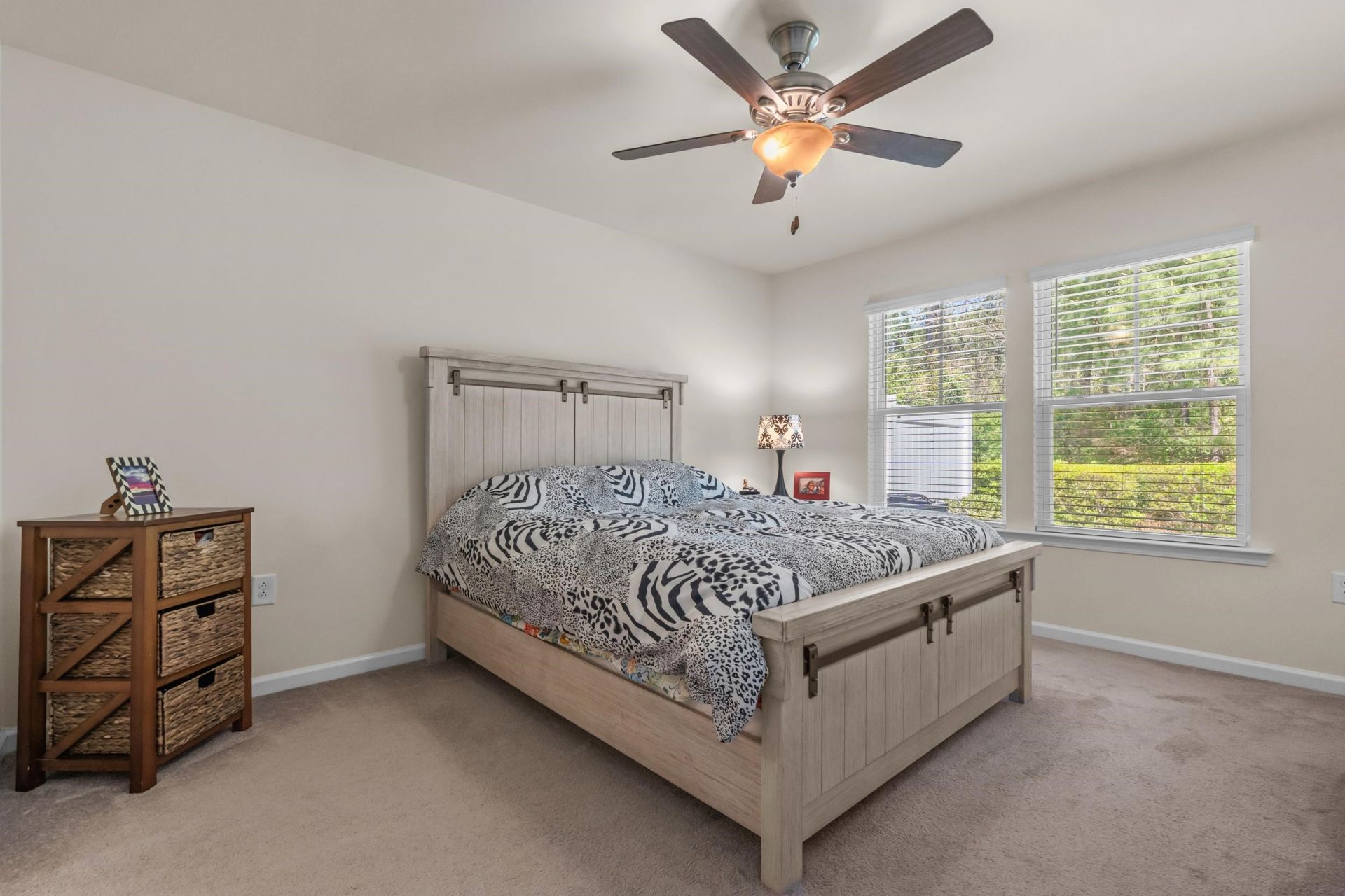 124 Machrie Loop Photo 21