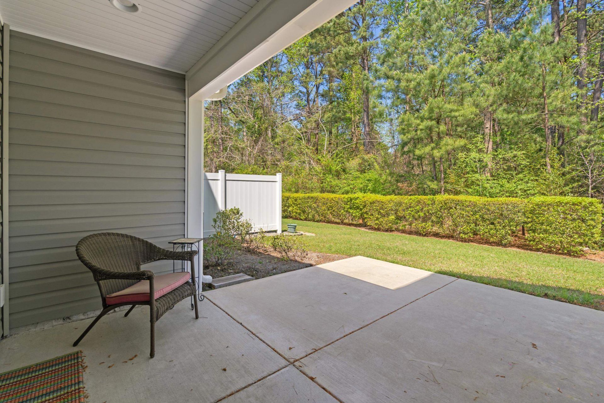 124 Machrie Loop Photo 32