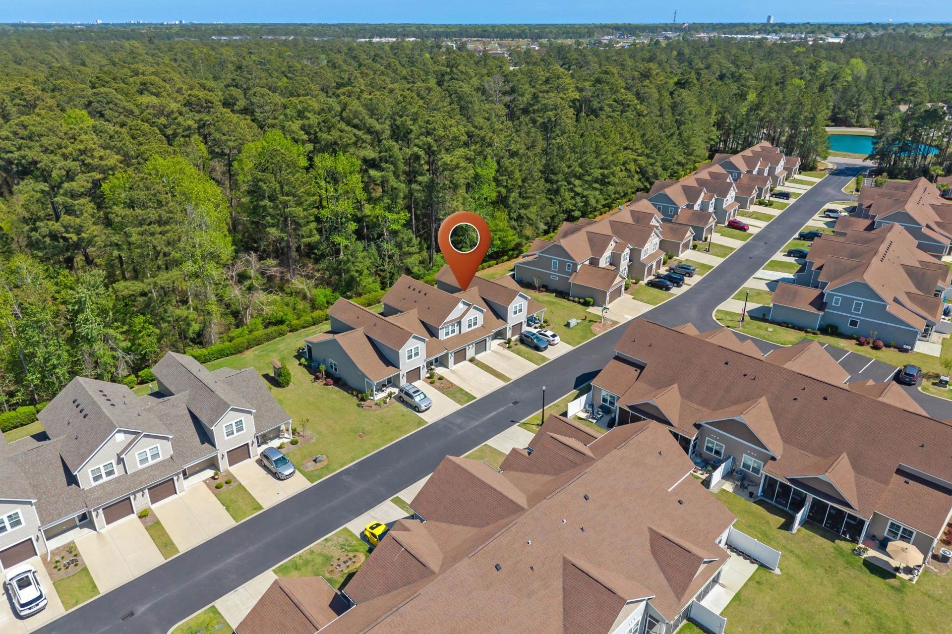 124 Machrie Loop Photo 36