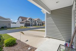 124 Machrie Loop photo 4