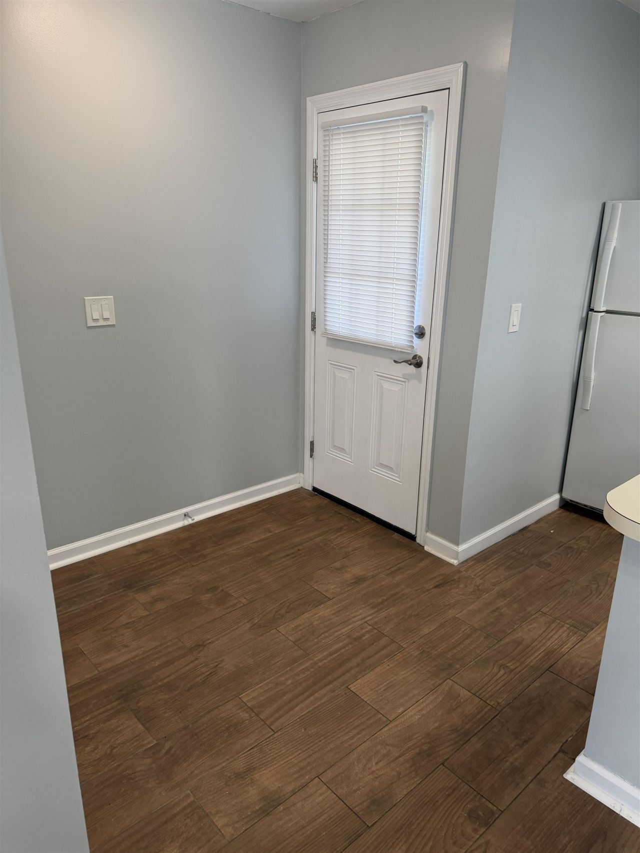9575 Leeds Circle Photo 35