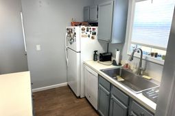 9575 Leeds Circle photo 4