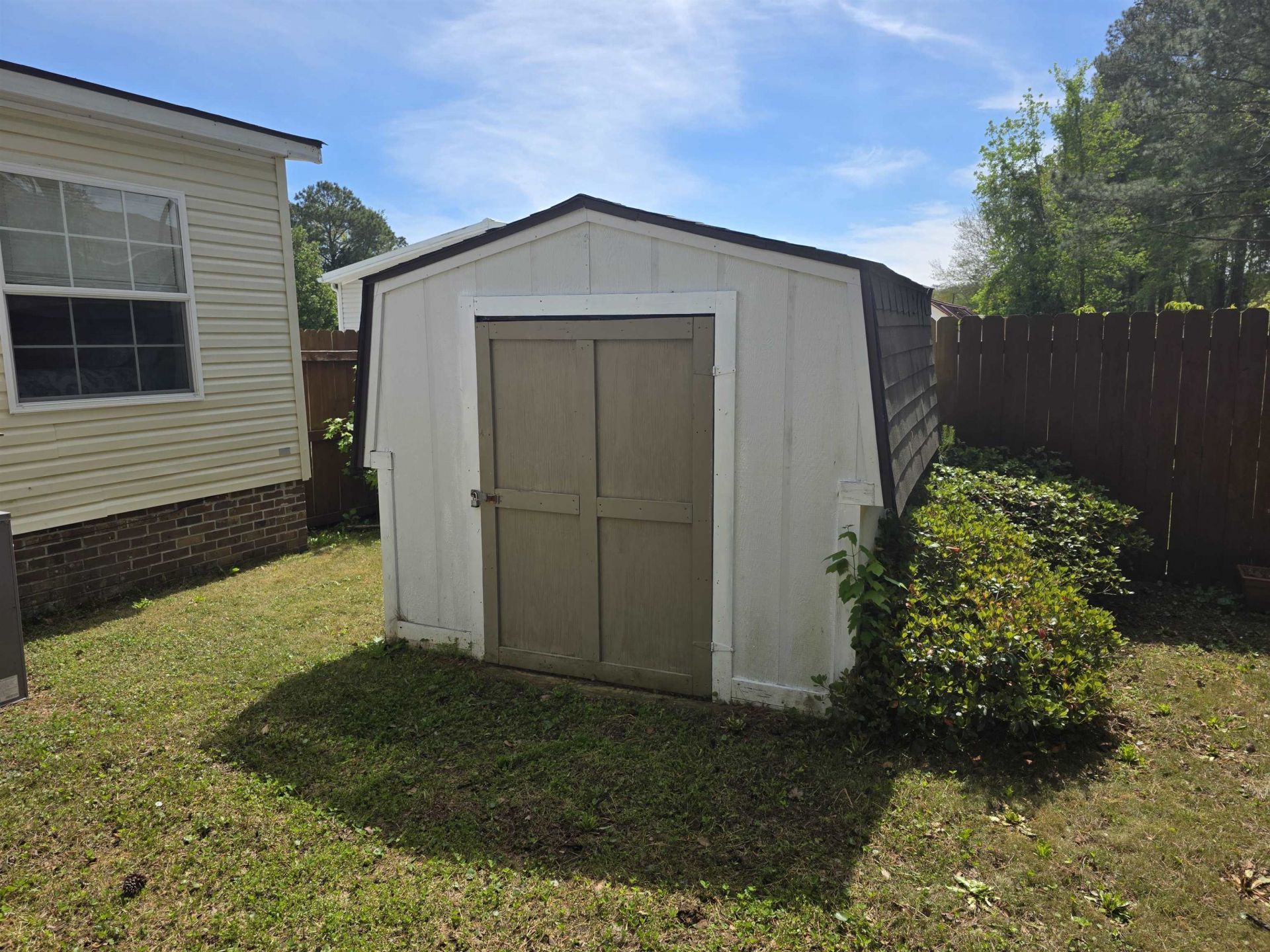 3267 Lyndon Dr. Photo 18