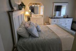 3267 Lyndon Dr. photo 4