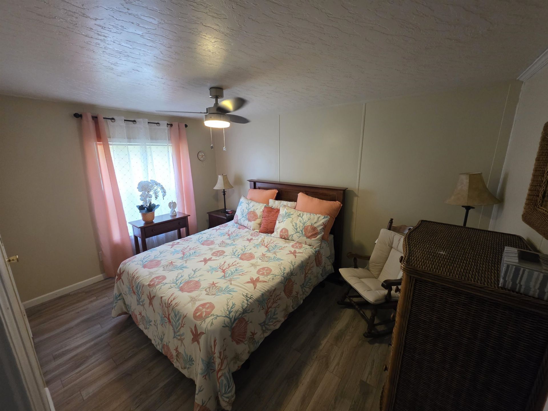 3267 Lyndon Dr. Photo 7