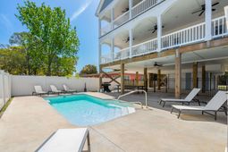 520 28th Ave. N photo 4