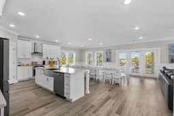 520 28th Ave. N photo 4