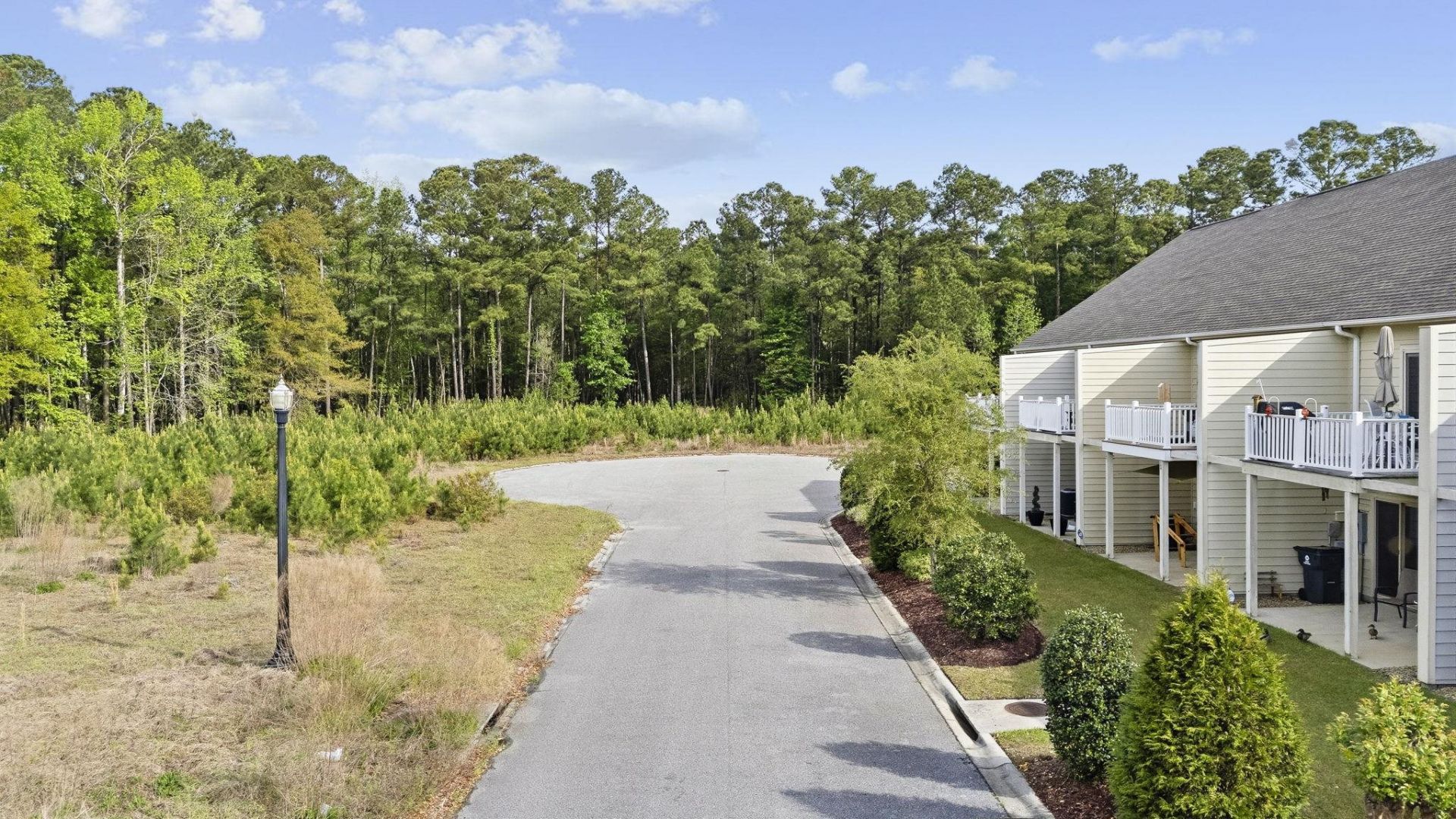 Tbb Hinson Dr. Photo 14