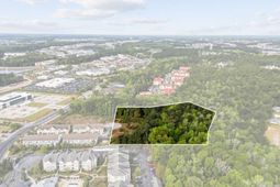 Tbb Hinson Dr. photo 4