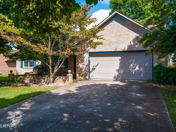 1516 Peabody Drive, Maryville, TN 37803