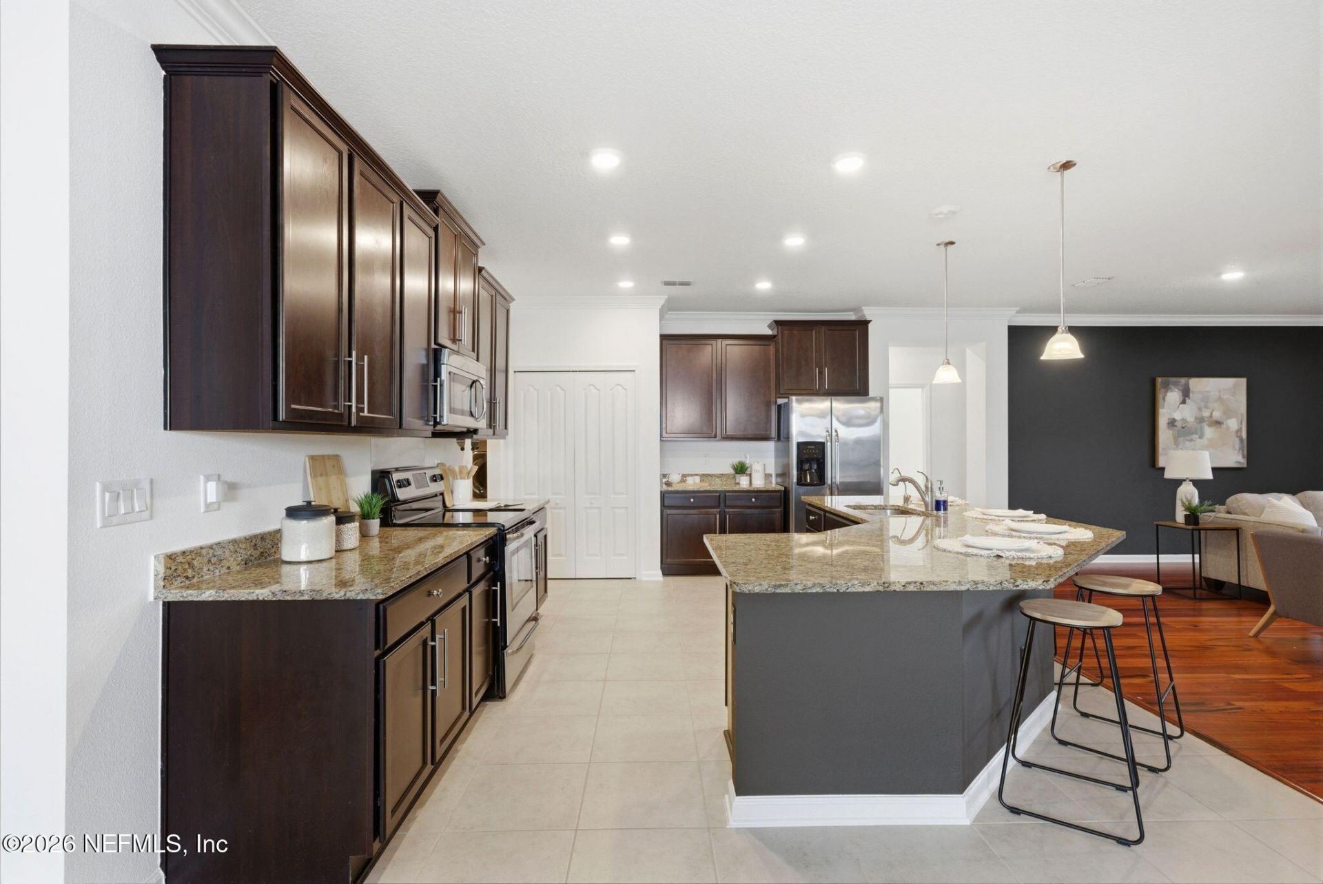 10025 Logan Falls Court, Jacksonville, FL 32222 Photo