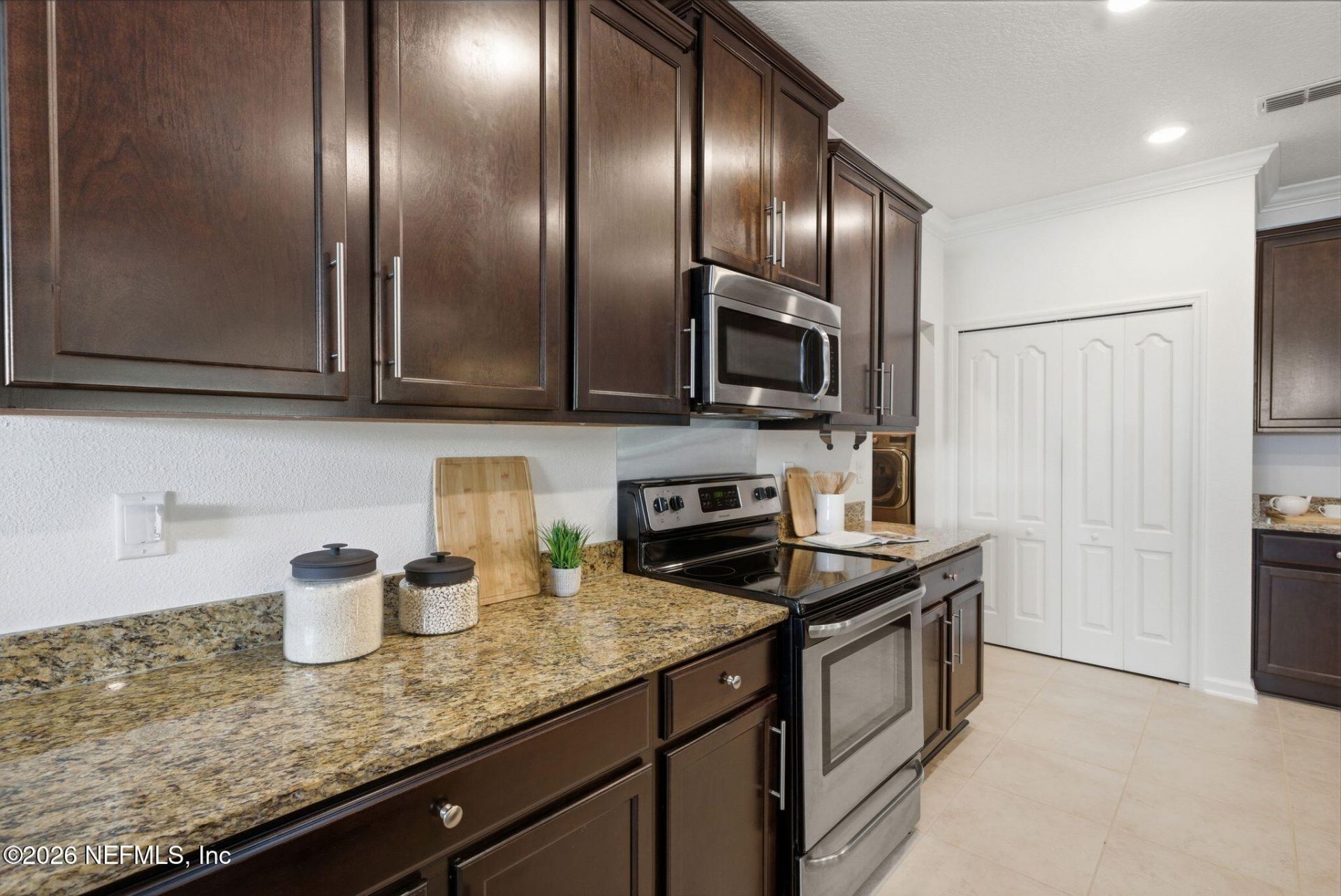 10025 Logan Falls Court, Jacksonville, FL 32222 Photo