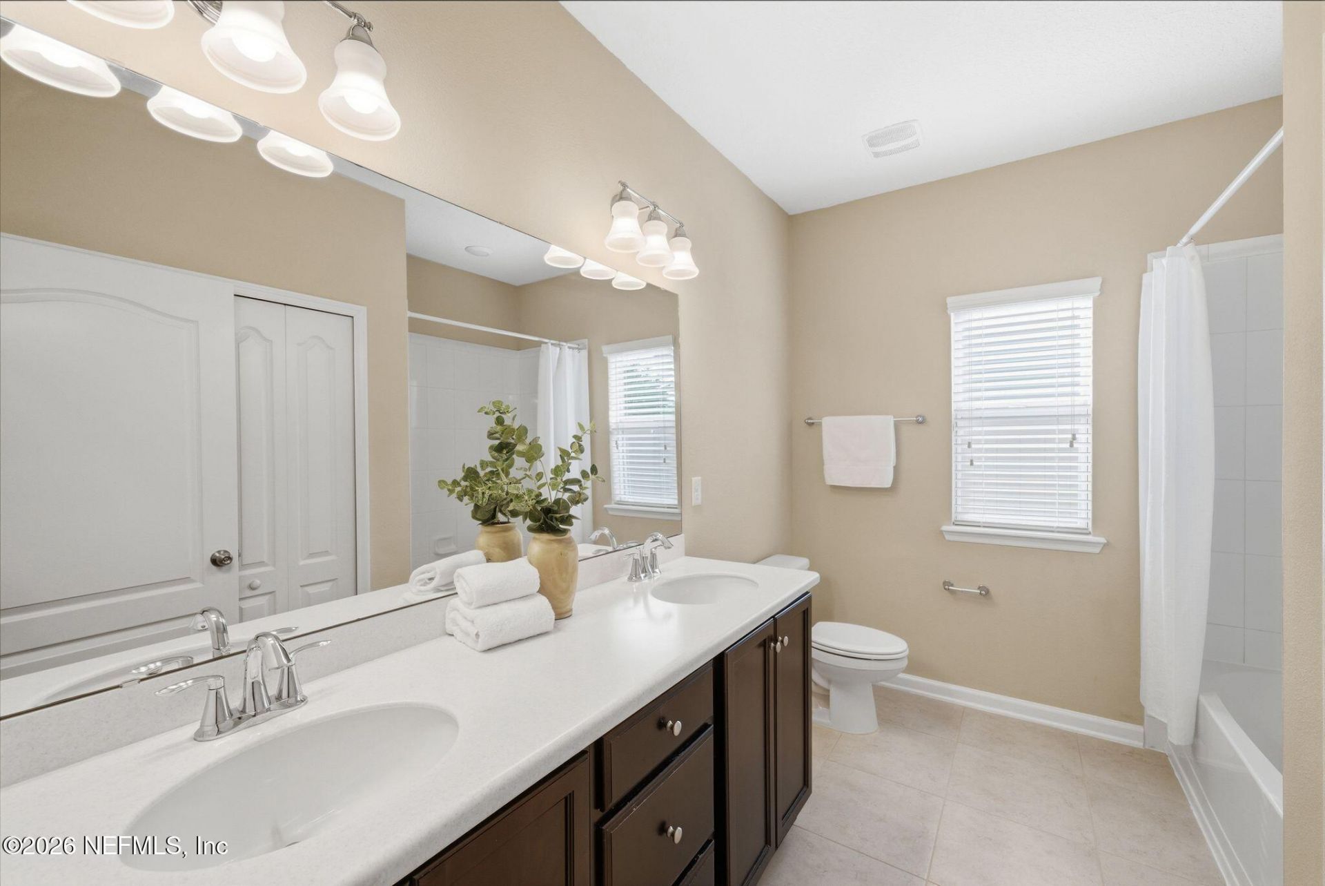 10025 Logan Falls Court, Jacksonville, FL 32222 Photo