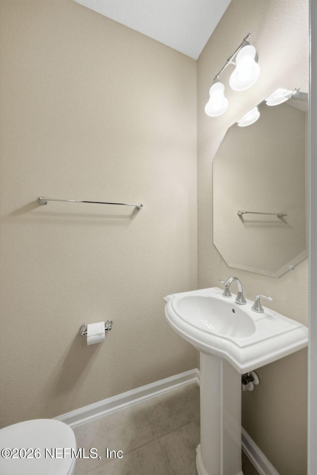 10025 Logan Falls Court, Jacksonville, FL 32222 Photo