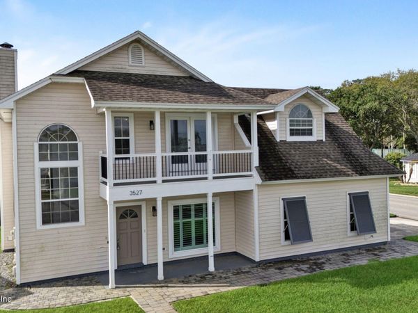 3527 SANCTUARY Boulevard, Jacksonville Beach, FL 32250