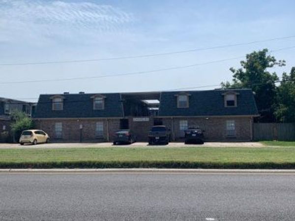 10542 JEFFERSON Highway, Unit 12, River Ridge, LA 70123