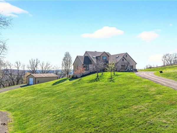 258 EVANS ROAD, Zelienople, PA 16063