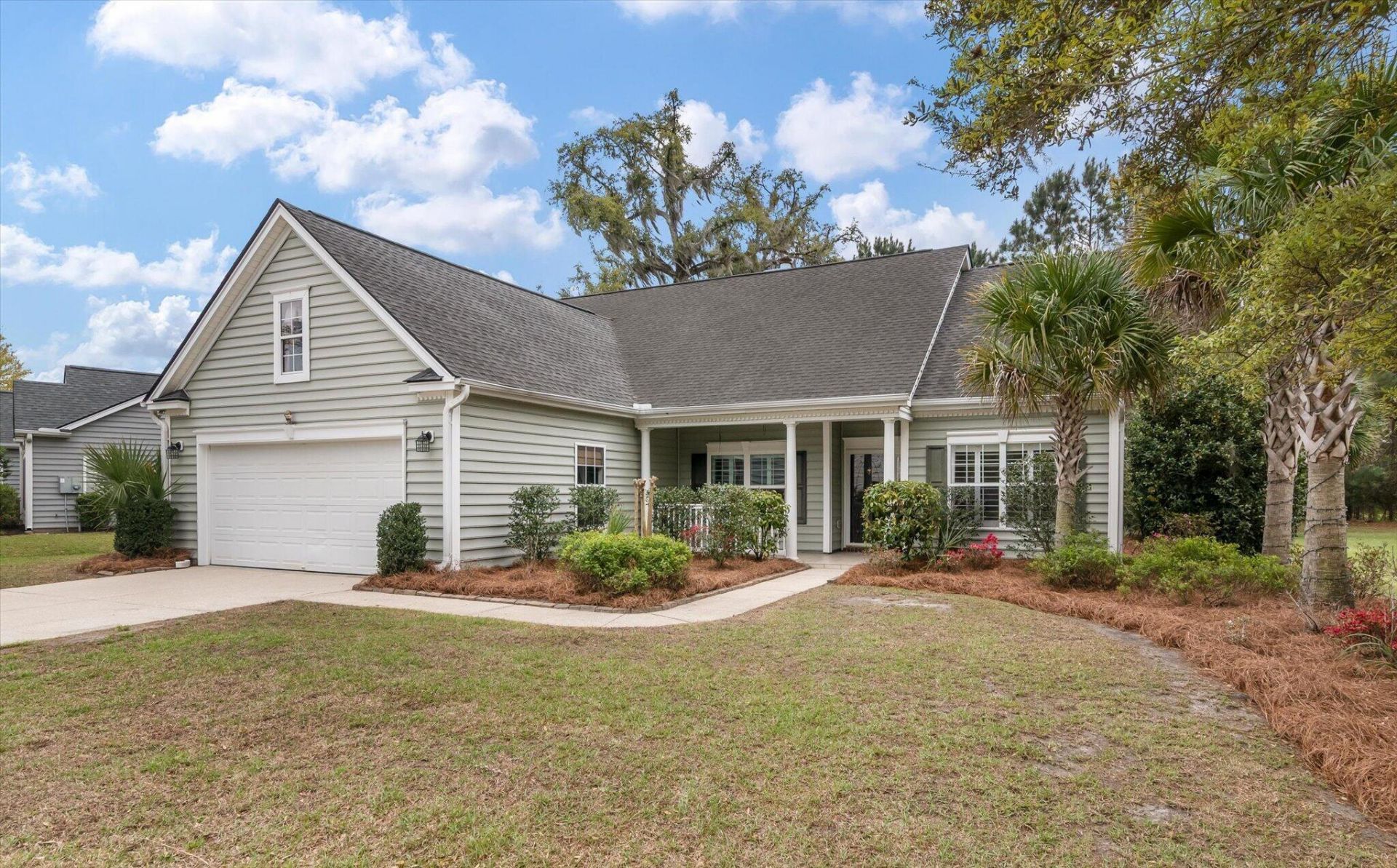 127 Carolinian Drive Photo 1