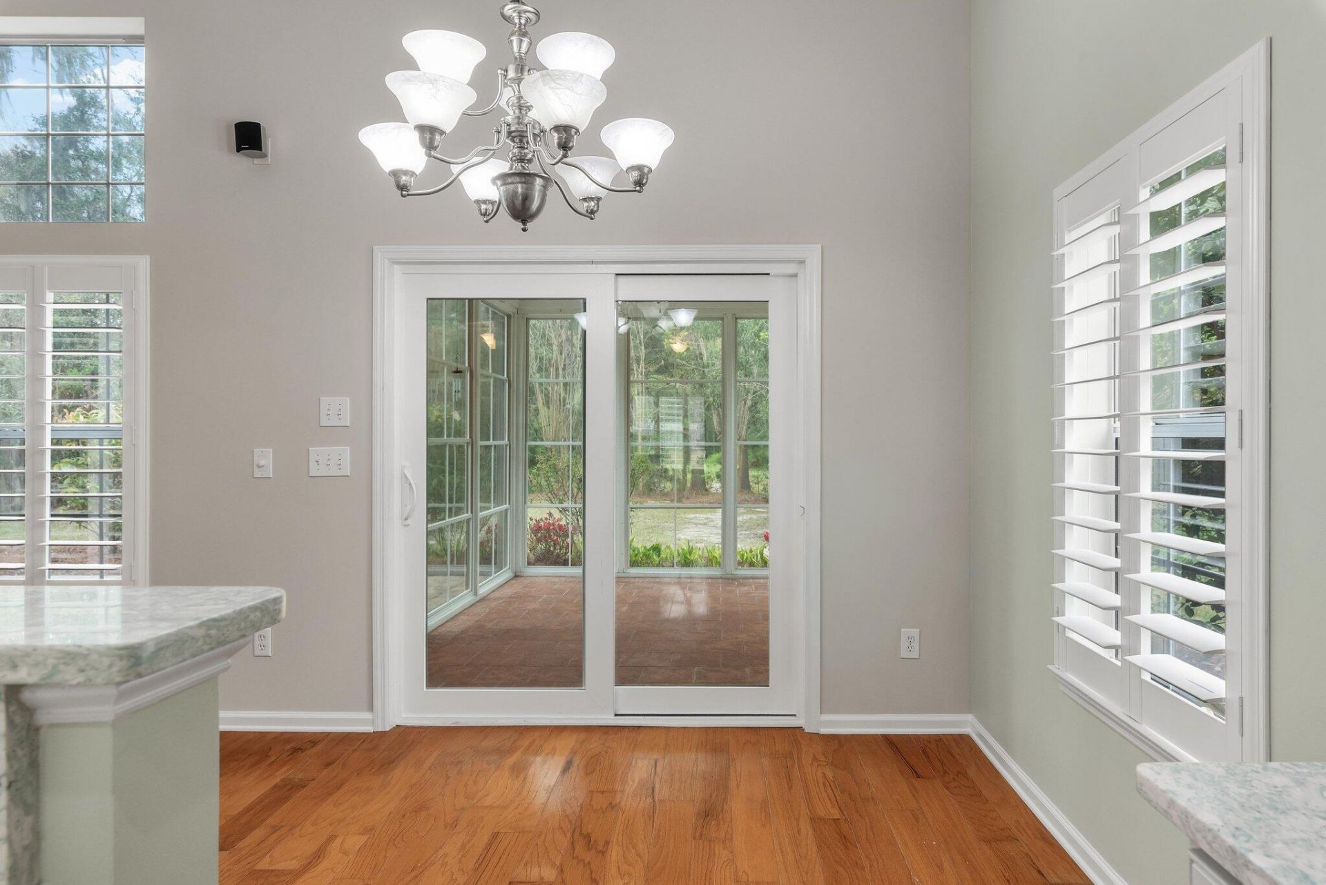 127 Carolinian Drive Photo 22