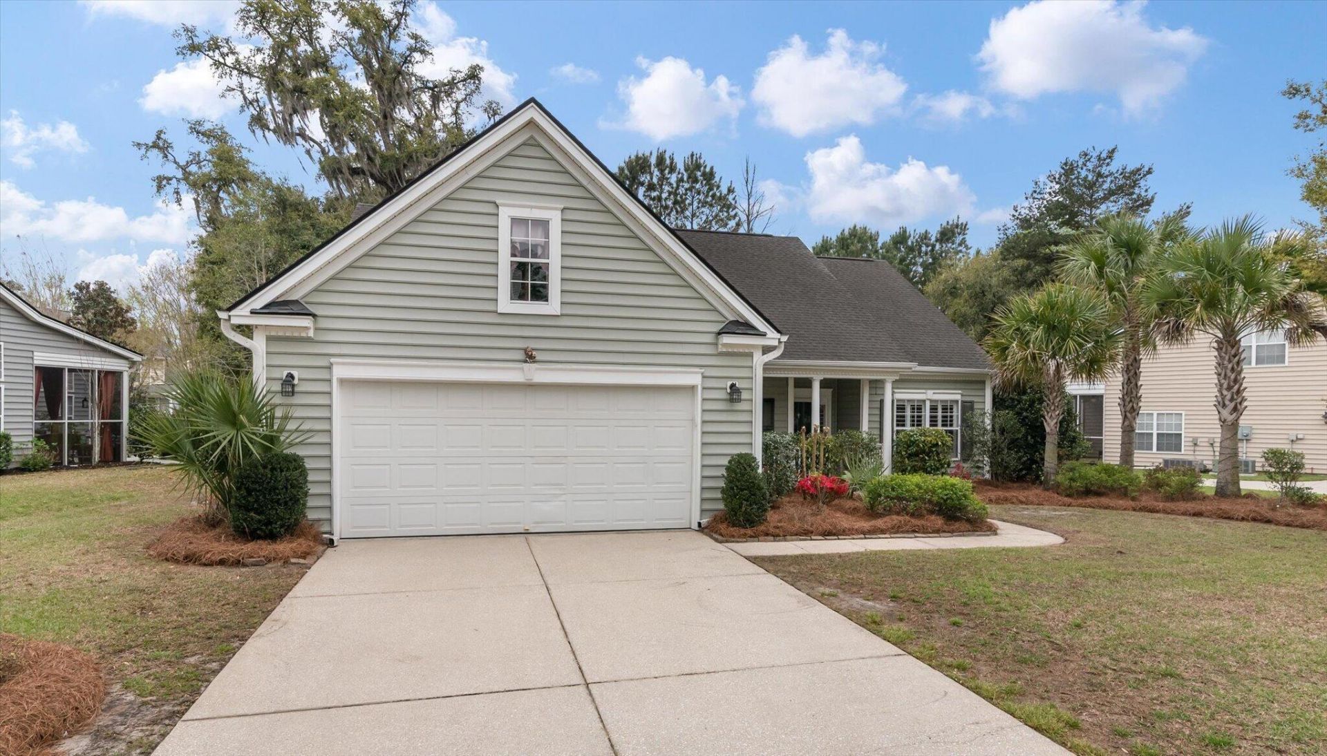 127 Carolinian Drive Photo 3