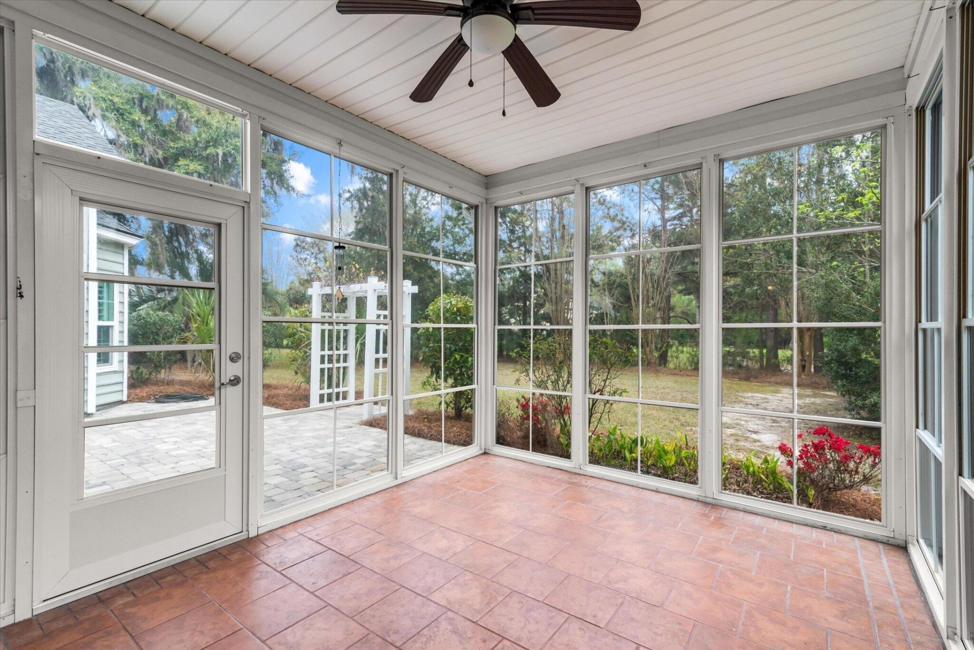 127 Carolinian Drive Photo 56