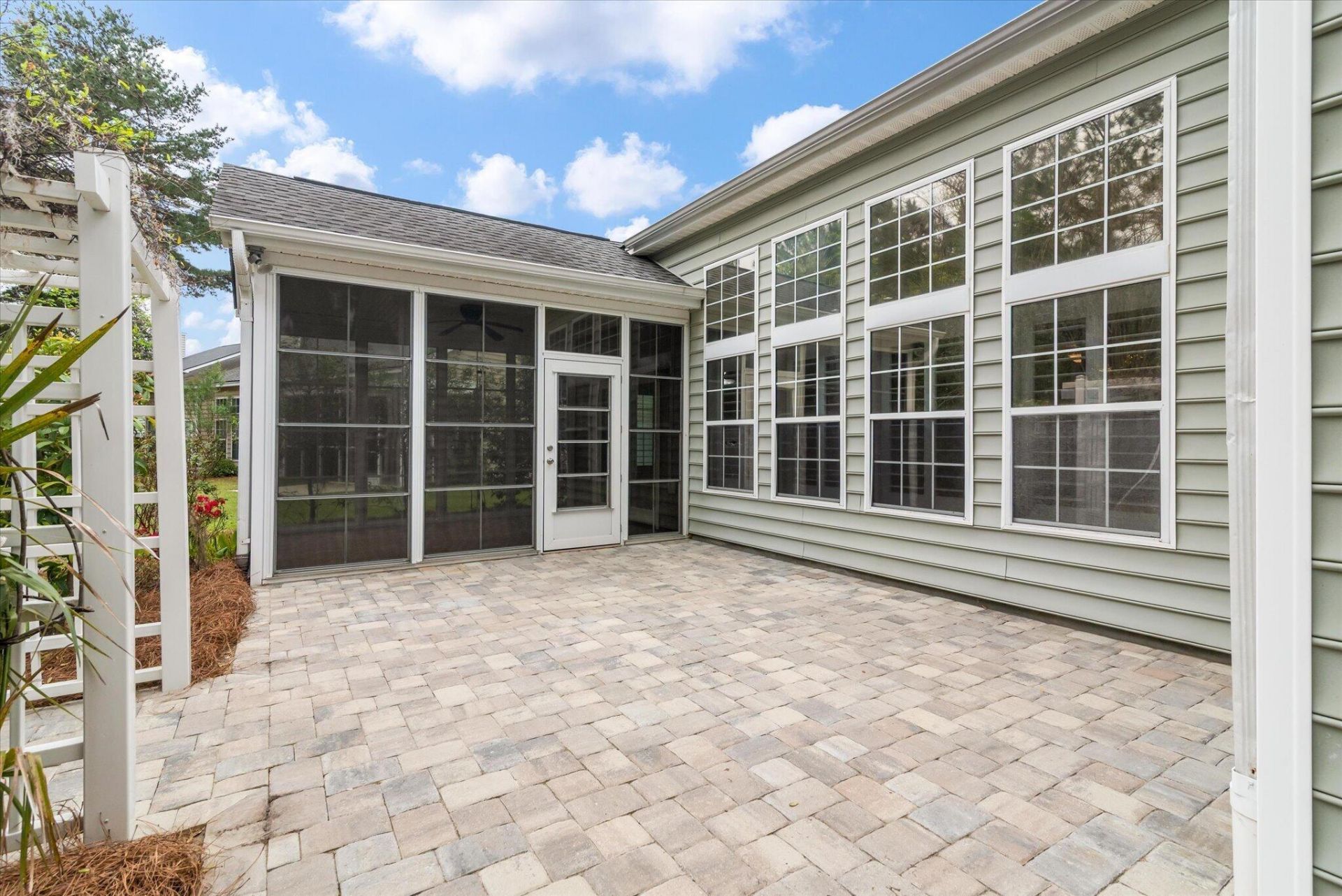 127 Carolinian Drive Photo 60