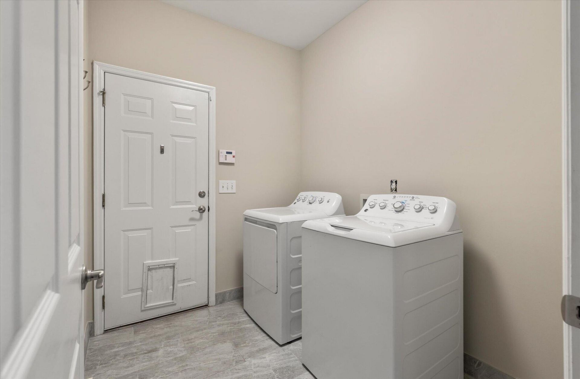 127 Carolinian Drive Photo 75