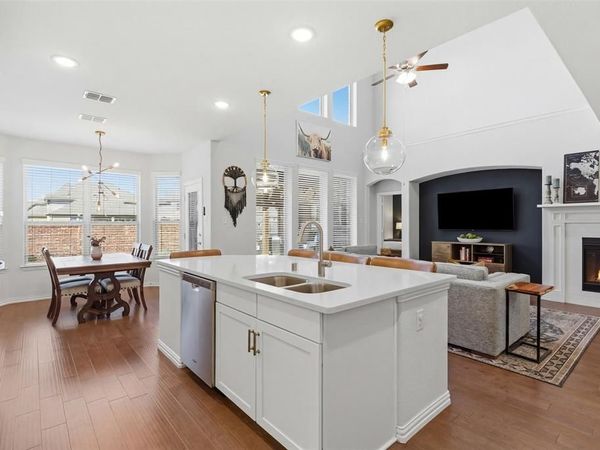 2811 Hackberry Creek Trail, Celina, TX 75078