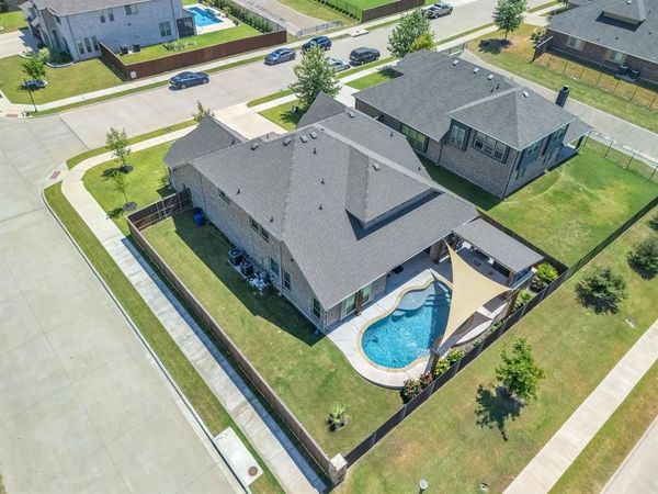 4002 Grove Valley Road, Midlothian, TX 76065