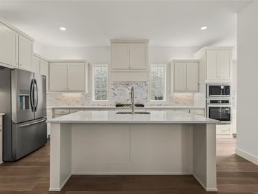 15668 Gladeside Avenue, Frisco, TX 75033