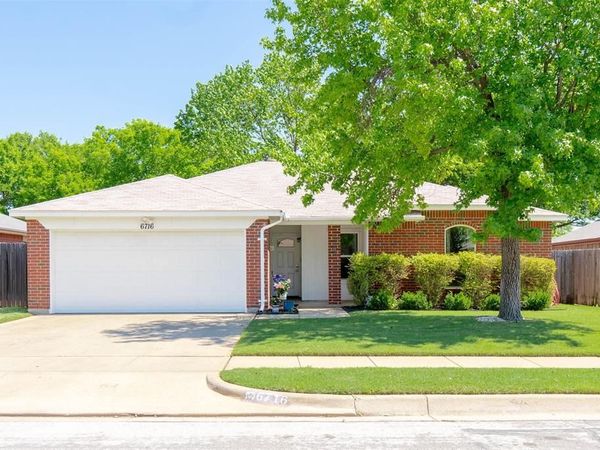 6716 Brookdale Drive, Watauga, TX 76148