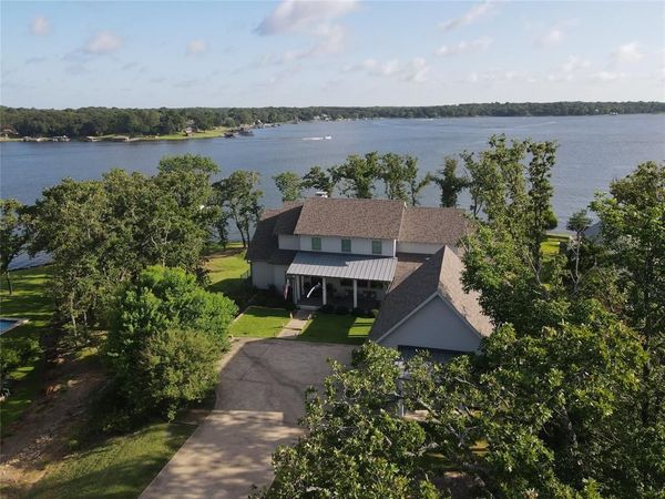 13390 Waterside Drive, Malakoff, TX 75148