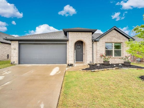 241 White Tail Lane, Alvarado, TX 76009