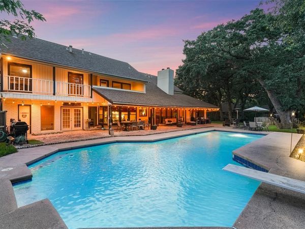 5107 Racquet Club Drive, Arlington, TX 76017