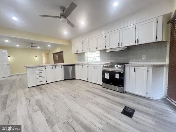 202 MOUNT LAUREL DRIVE, RIDGELEY, WV 26753